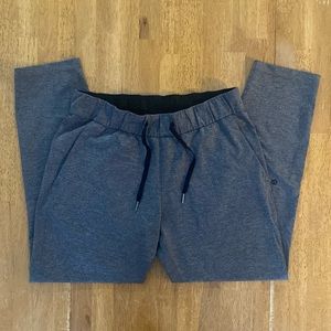 Women’s lululemon Pants, Heather Grea, Size Medium